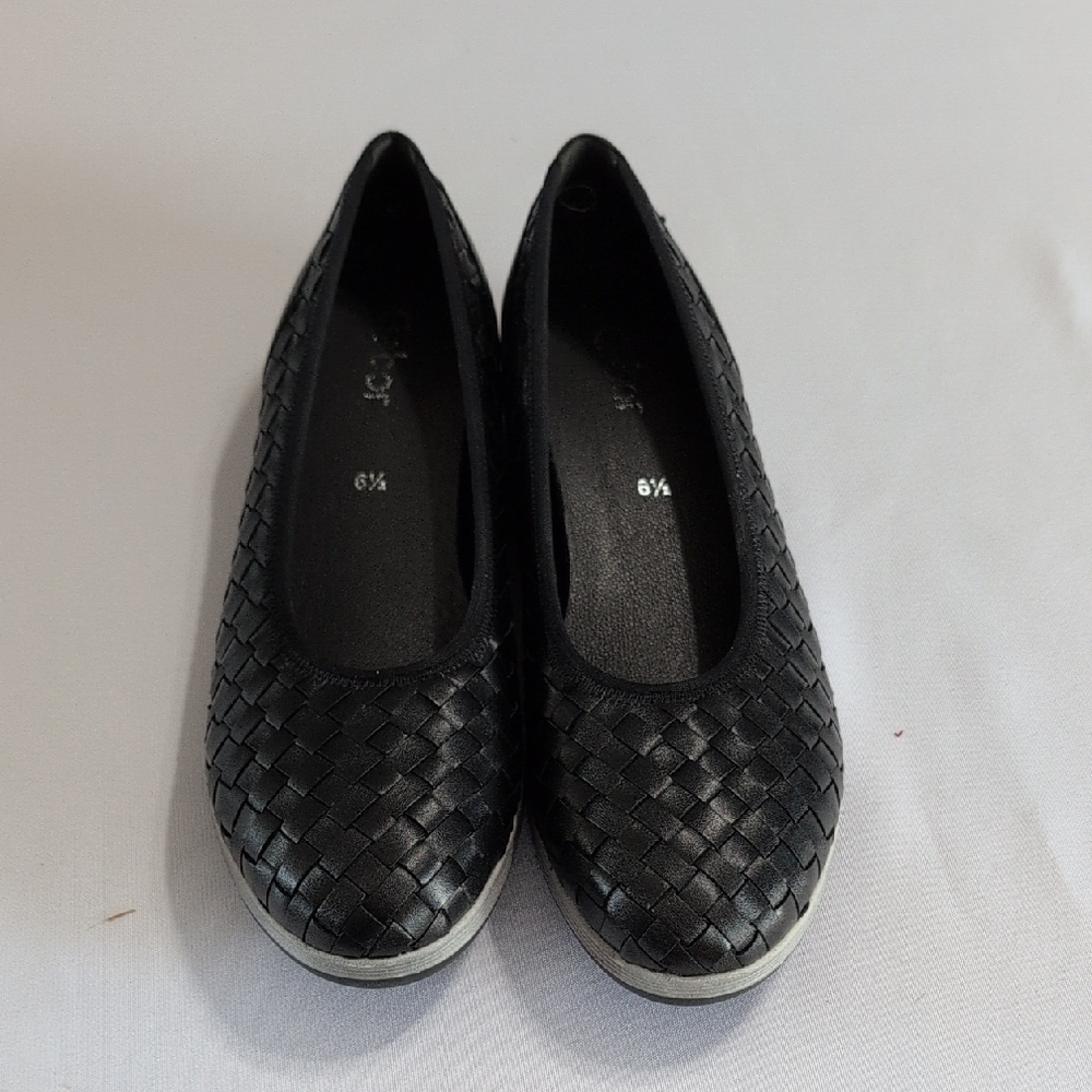 Gabor Handcrafted Women's Black Woven Flats